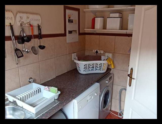 5 BEDROOM CLUSTER FOR SALE IN JORDAAN PARK
